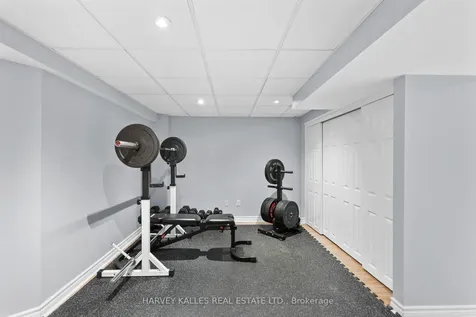 2134 Danube Court Mississauga ON L5K 2T1