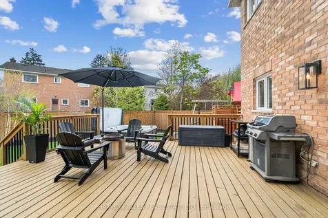 2134 Danube Court Mississauga ON L5K 2T1