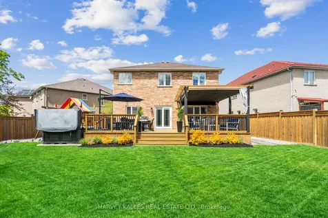 2134 Danube Court Mississauga ON L5K 2T1