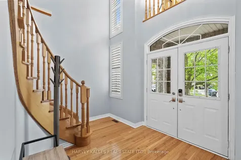 2134 Danube Court Mississauga ON L5K 2T1