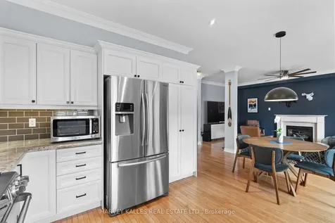 2134 Danube Court Mississauga ON L5K 2T1