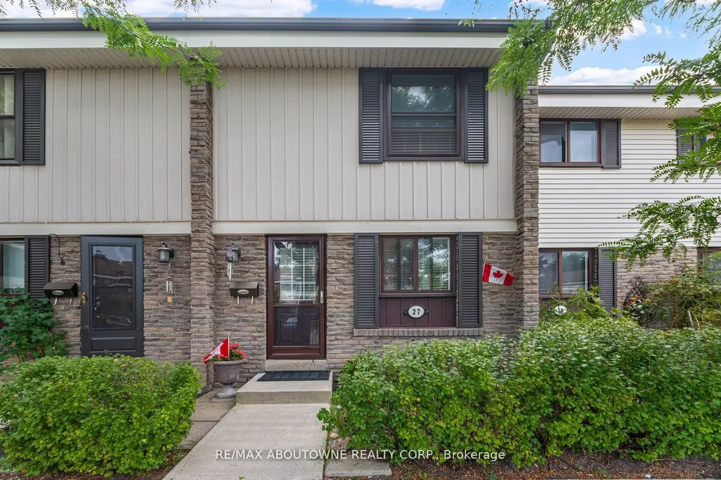 2779 Gananoque Drive Mississauga ON L5N 2E4