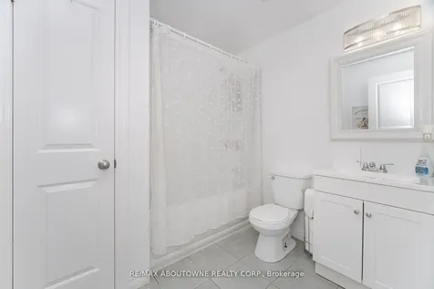2779 Gananoque Drive Mississauga ON L5N 2E4