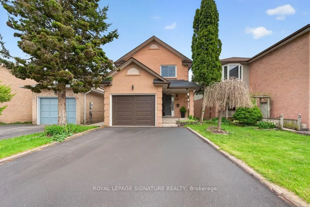 49 Rosebud Avenue Brampton ON L6X 2W4