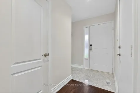 49 Rosebud Avenue Brampton ON L6X 2W4