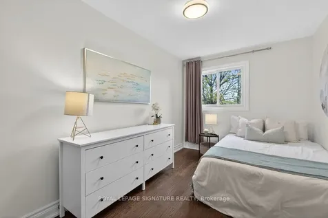 49 Rosebud Avenue Brampton ON L6X 2W4