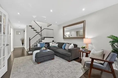 49 Rosebud Avenue Brampton ON L6X 2W4