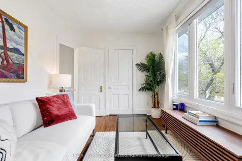 38 Wiltshire Avenue Toronto ON M6N 2V9