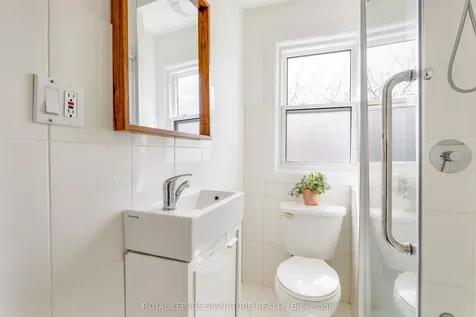 38 Wiltshire Avenue Toronto ON M6N 2V9