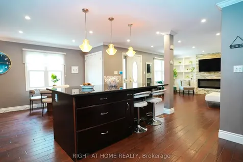 1266 Lakeview Drive Oakville ON L6H 2M8