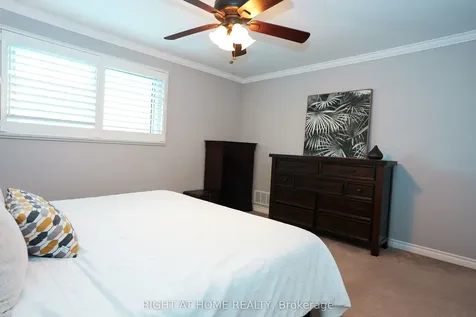 1266 Lakeview Drive Oakville ON L6H 2M8