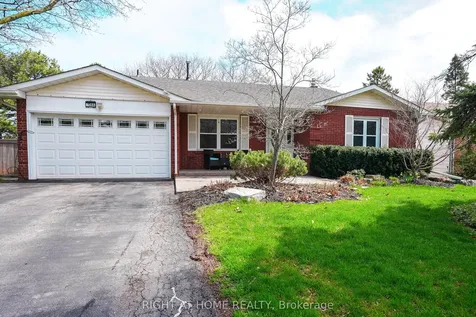 1266 Lakeview Drive Oakville ON L6H 2M8