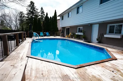 1266 Lakeview Drive Oakville ON L6H 2M8