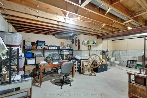 5255 Lakeshore Road Burlington ON L7L 5X9