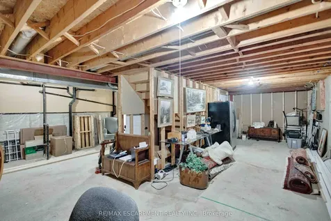 5255 Lakeshore Road Burlington ON L7L 5X9