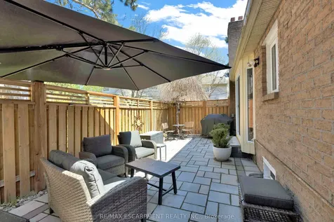 5255 Lakeshore Road Burlington ON L7L 5X9