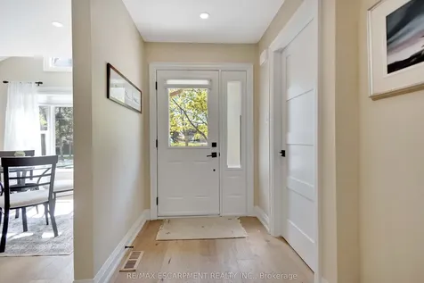 5255 Lakeshore Road Burlington ON L7L 5X9