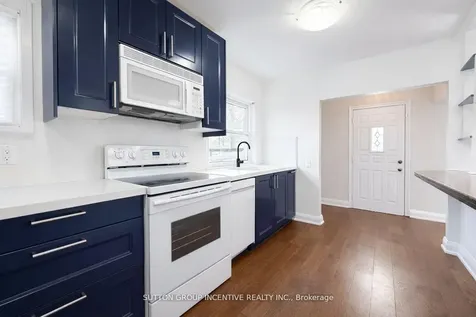 65 Barrhead Crescent Toronto ON M9W 3Z8