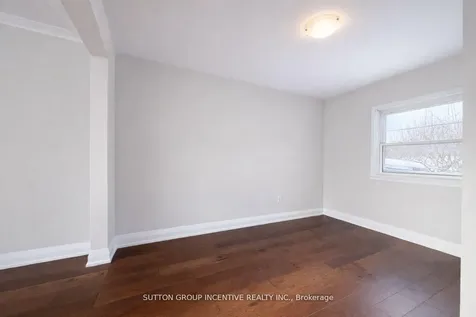 65 Barrhead Crescent Toronto ON M9W 3Z8