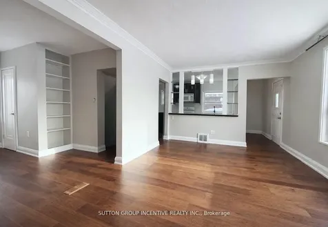 65 Barrhead Crescent Toronto ON M9W 3Z8