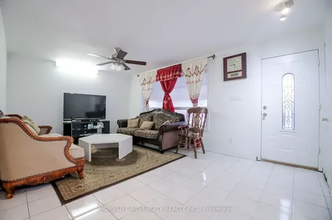 10 Coppermill Drive Toronto ON M9W 3Z3