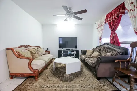 10 Coppermill Drive Toronto ON M9W 3Z3