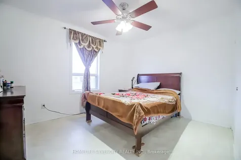 10 Coppermill Drive Toronto ON M9W 3Z3