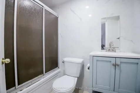 10 Coppermill Drive Toronto ON M9W 3Z3