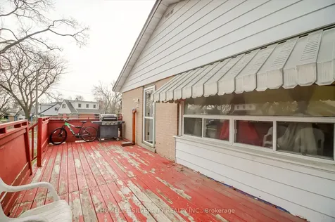 10 Coppermill Drive Toronto ON M9W 3Z3