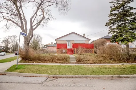 10 Coppermill Drive Toronto ON M9W 3Z3