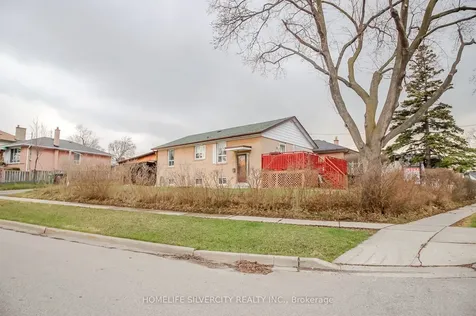 10 Coppermill Drive Toronto ON M9W 3Z3