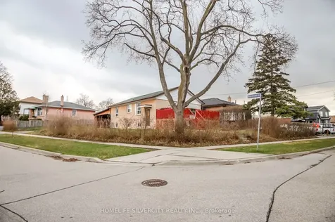 10 Coppermill Drive Toronto ON M9W 3Z3