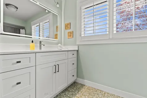 1189 Lambeth Road Oakville ON L6H 2C9