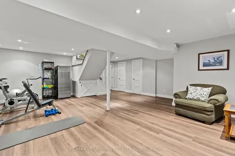 1189 Lambeth Road Oakville ON L6H 2C9