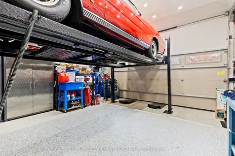 1189 Lambeth Road Oakville ON L6H 2C9