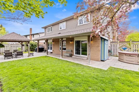 1189 Lambeth Road Oakville ON L6H 2C9