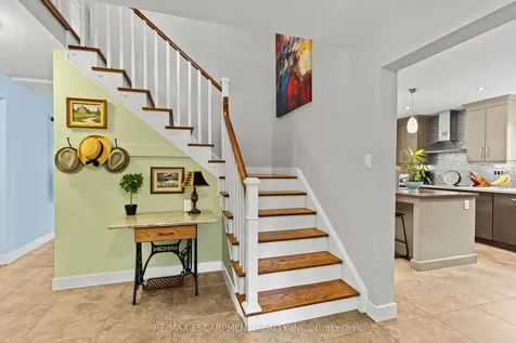 1189 Lambeth Road Oakville ON L6H 2C9