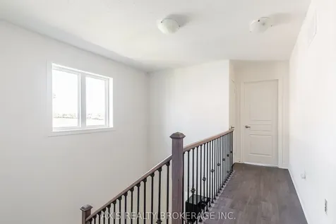 445 Silver Maple Road Oakville ON L6H 0S3