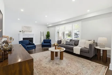 318 Mary Street Oakville ON L6K 3P6