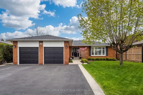 318 Mary Street Oakville ON L6K 3P6