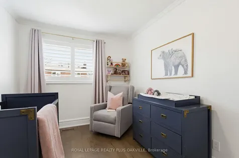 318 Mary Street Oakville ON L6K 3P6