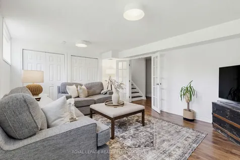 318 Mary Street Oakville ON L6K 3P6