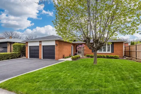 318 Mary Street Oakville ON L6K 3P6
