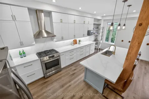 3594 Southwick Street Mississauga ON L5M 7N8