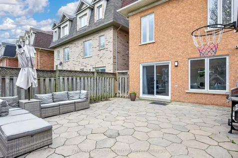 3594 Southwick Street Mississauga ON L5M 7N8