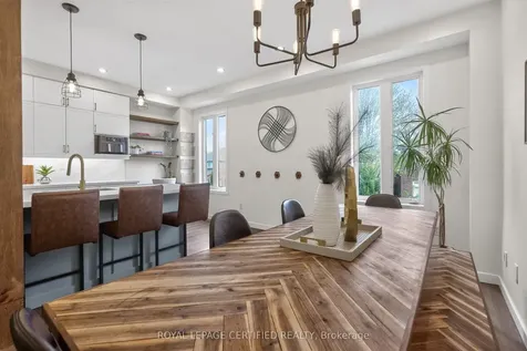 3594 Southwick Street Mississauga ON L5M 7N8