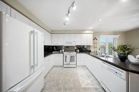20 Huffmann Drive Halton Hills ON L7G 5W4