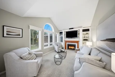 20 Huffmann Drive Halton Hills ON L7G 5W4