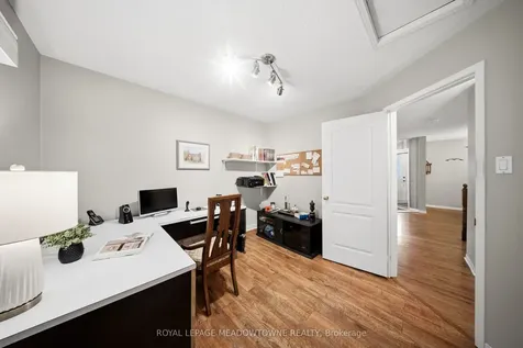20 Huffmann Drive Halton Hills ON L7G 5W4
