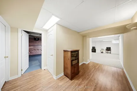 20 Huffmann Drive Halton Hills ON L7G 5W4